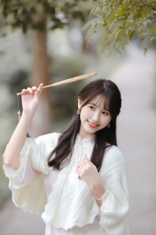 邻居的妻子是